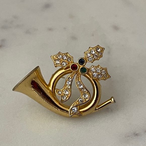 Vintage Christmas brooch. - Picture 2 of 7